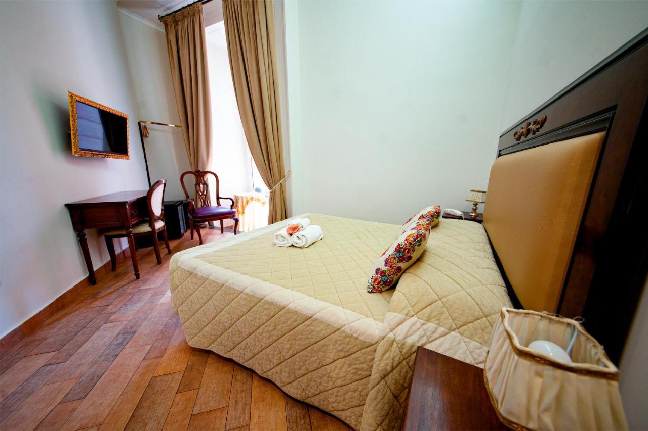Hotel Lanfipe Palace Наполи Екстериор снимка
