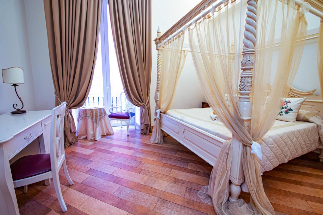 Hotel Lanfipe Palace Наполи Екстериор снимка