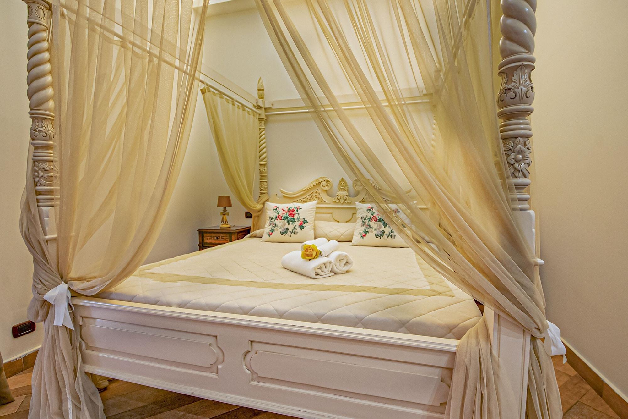Hotel Lanfipe Palace Наполи Екстериор снимка