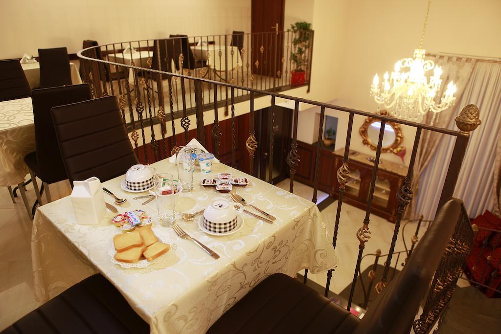 Hotel Lanfipe Palace Наполи Екстериор снимка
