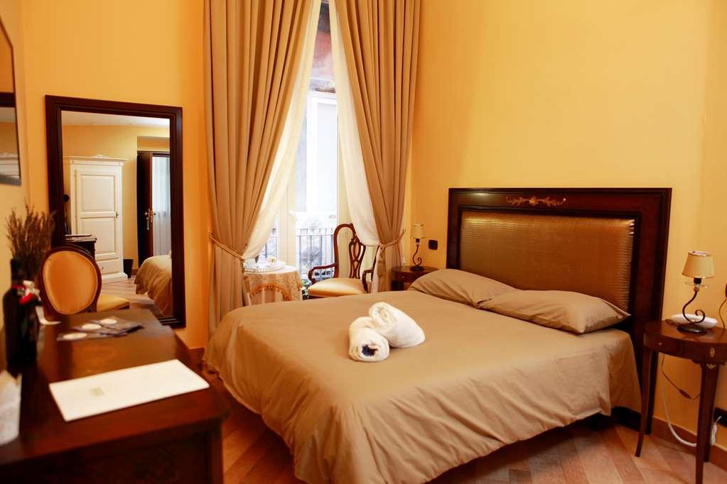 Hotel Lanfipe Palace Наполи Стая снимка
