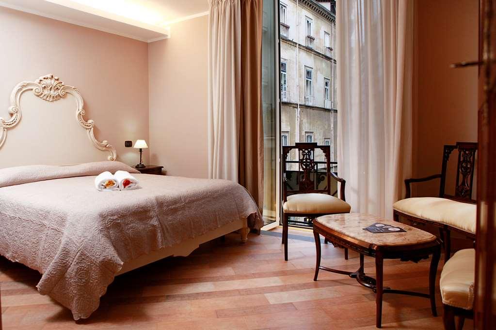 Hotel Lanfipe Palace Наполи Стая снимка